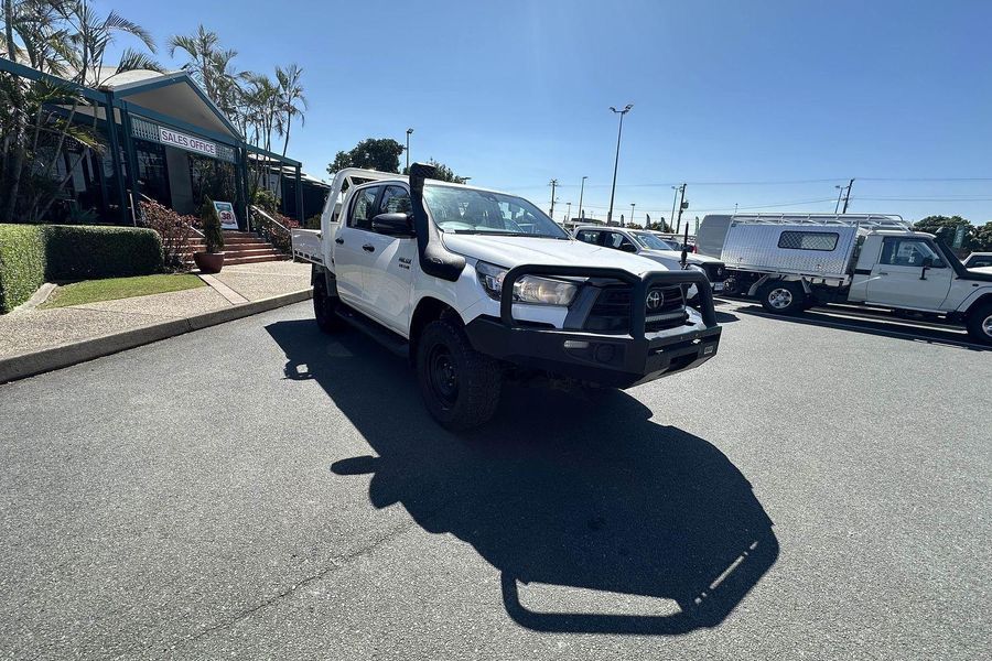 2021 Toyota Hilux SR Auto 4x4 Double Cab Photo 1