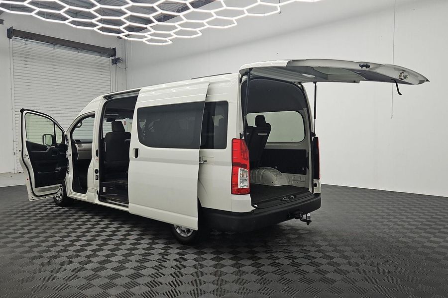 2019 Toyota Hiace Commuter Super LWB Auto Photo 20
