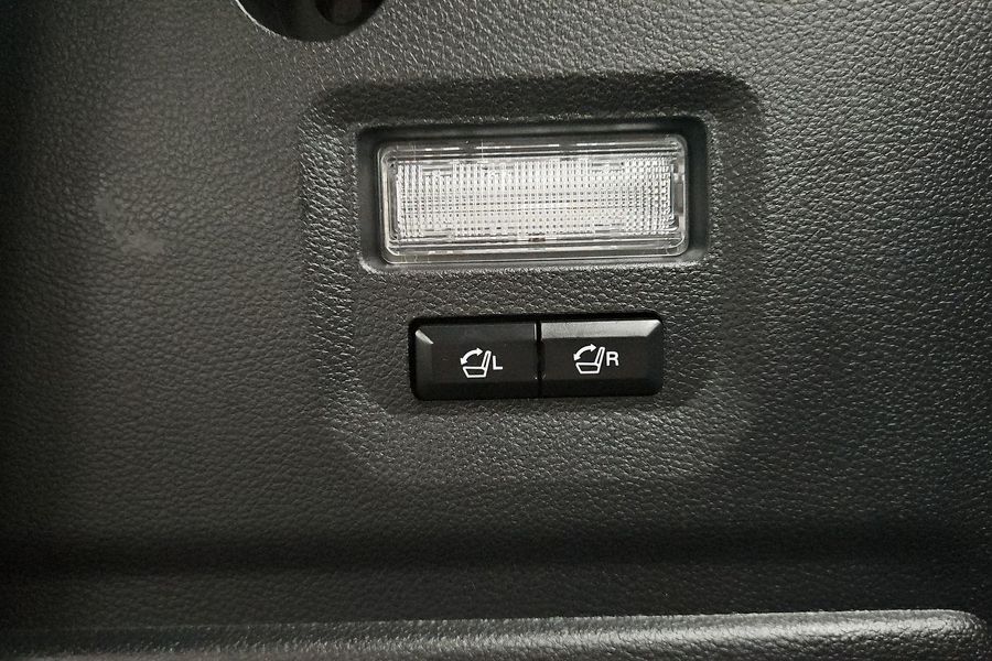 2023 Ford Everest Platinum Auto FullTime 4WD DR MY22 Photo 28