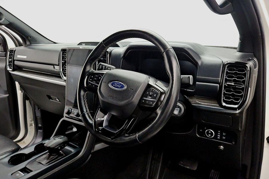 2023 Ford Everest Platinum Auto FullTime 4WD DR MY22 Photo 16