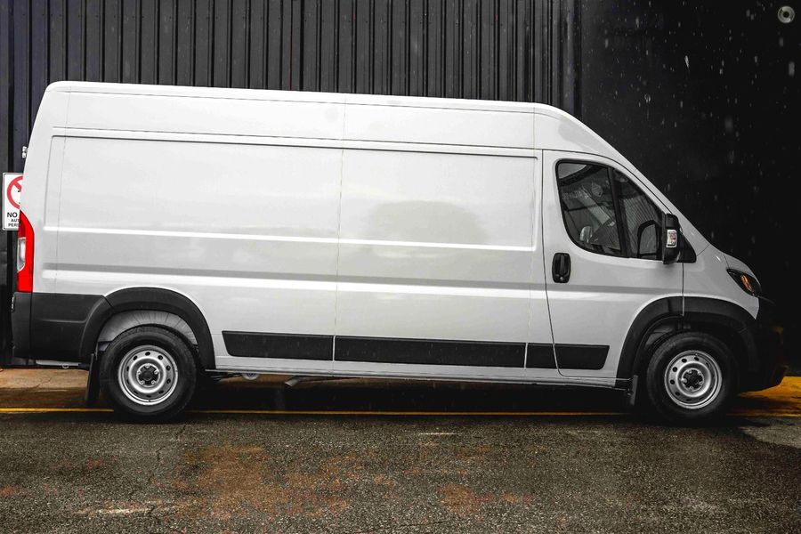 2024 Fiat Ducato LWB Auto Photo 5