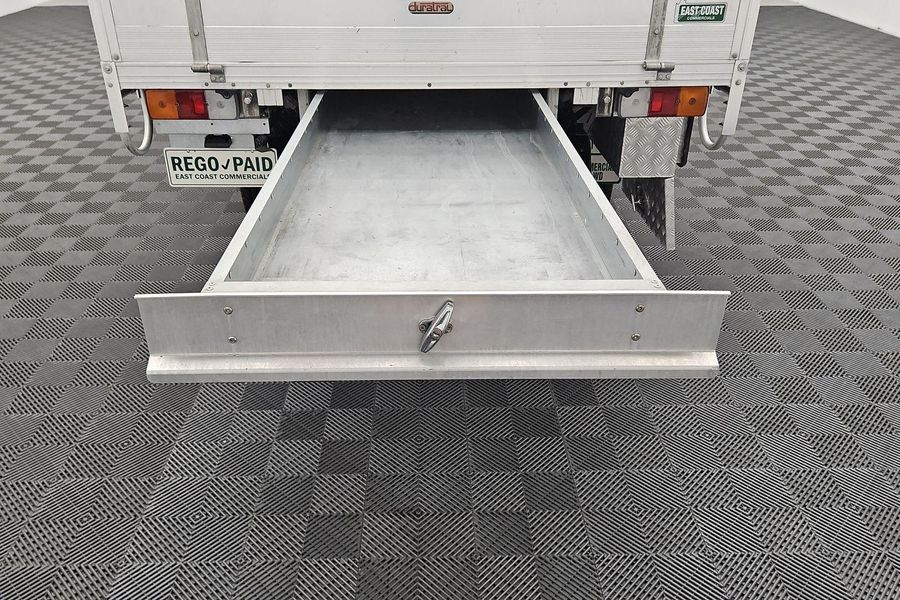 2020 Toyota Hilux SR Auto 4x4 Photo 20