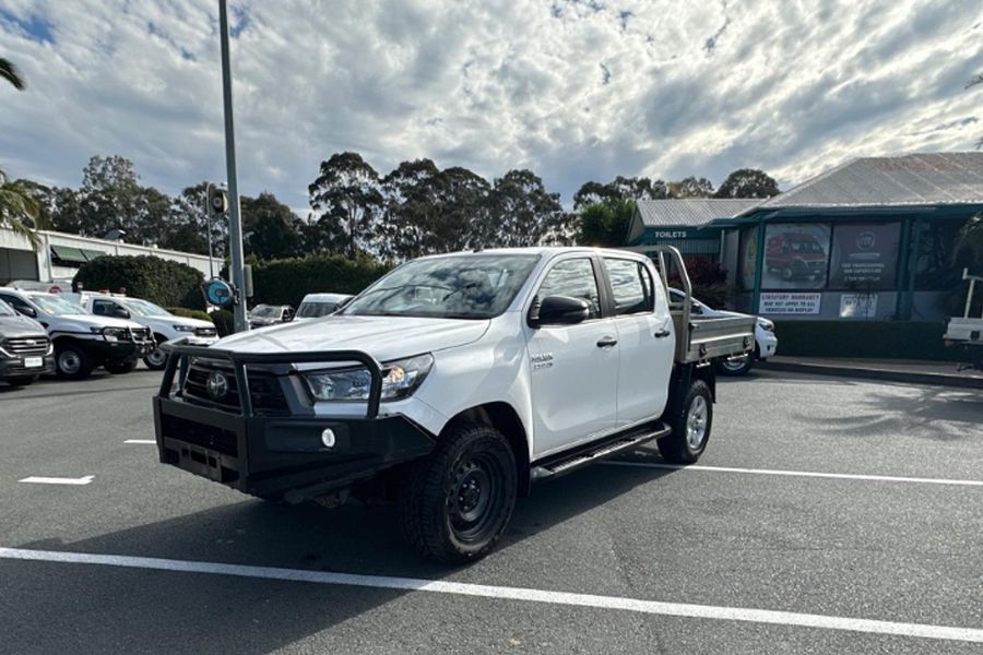 2021 Toyota Hilux SR Auto 4x4 Double Cab Photo 40