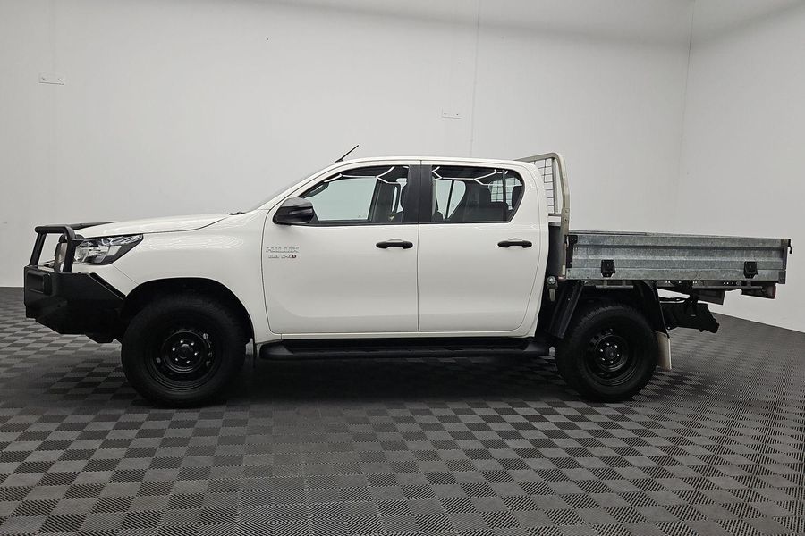 2021 Toyota Hilux SR Auto 4x4 Double Cab Photo 6