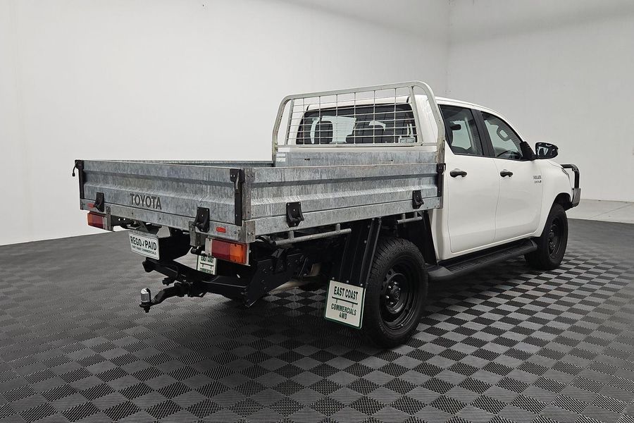 2021 Toyota Hilux SR Auto 4x4 Double Cab Photo 9