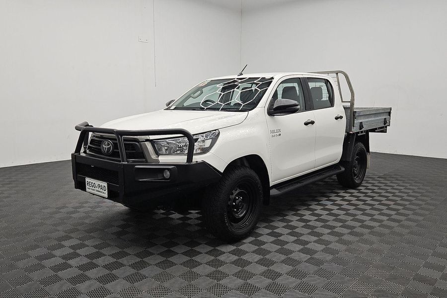 2021 Toyota Hilux SR Auto 4x4 Double Cab Photo 5