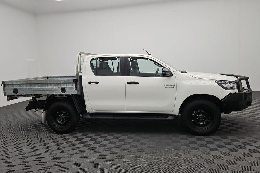 2021 Toyota Hilux SR Auto 4x4 Double Cab Photo 10