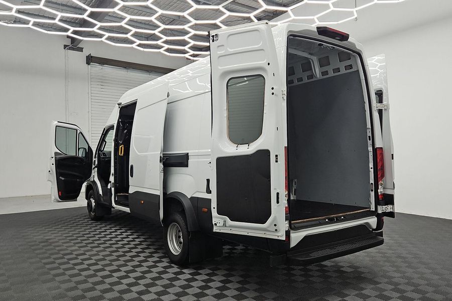 2024 Iveco Daily 70C21V  Photo 20