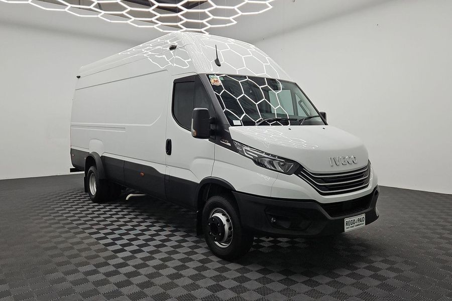2024 Iveco Daily 70C21V  Photo 1