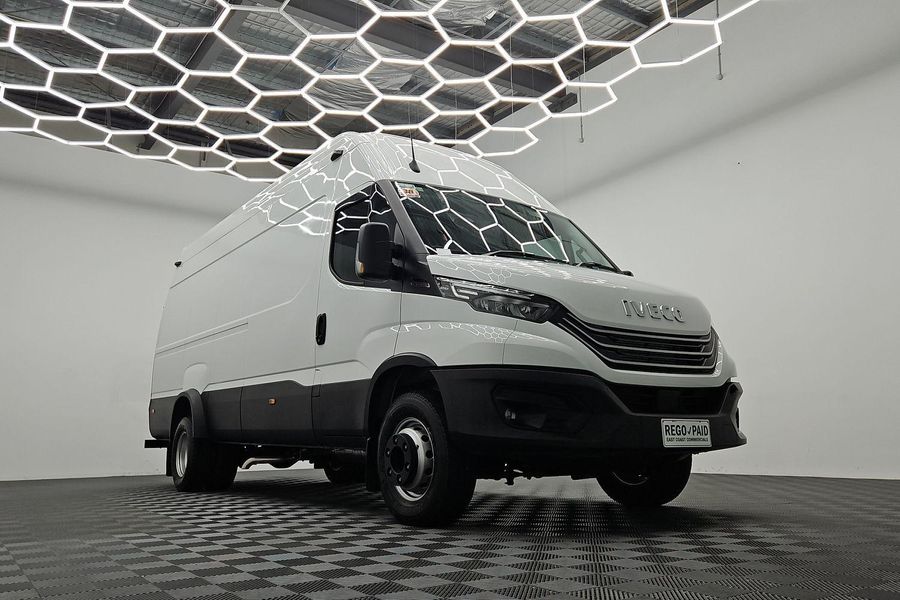 2024 Iveco Daily 70C21V  Photo 2