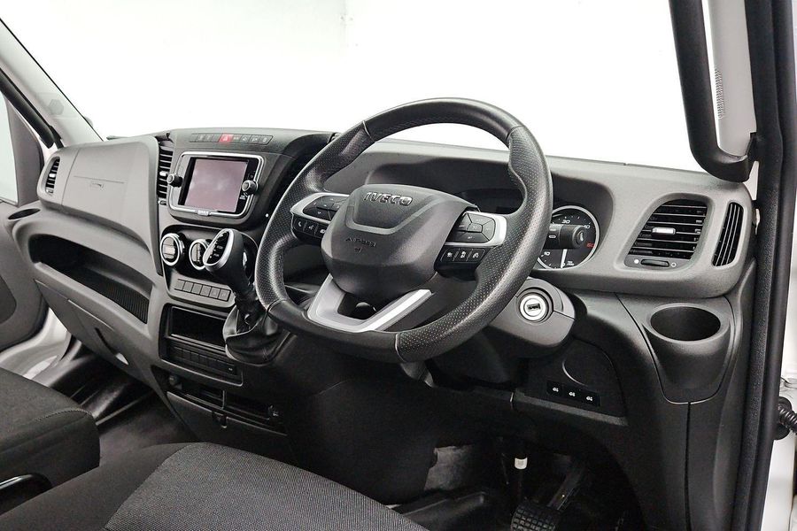 2024 Iveco Daily 70C21V  Photo 15