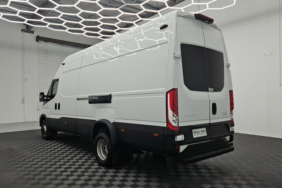 2024 Iveco Daily 70C21V  Photo 8