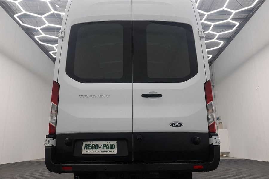 2017 Ford Transit 350E VO Manual Photo 10