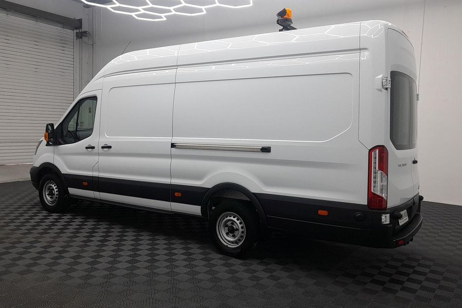 2017 Ford Transit 350E VO Manual Photo 8