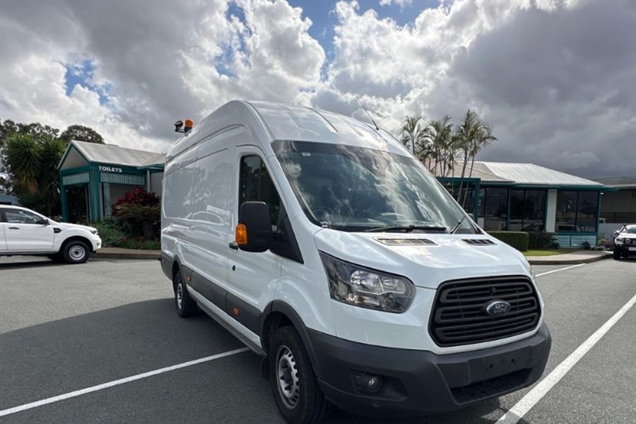2017 Ford Transit 350E VO Manual Photo 40