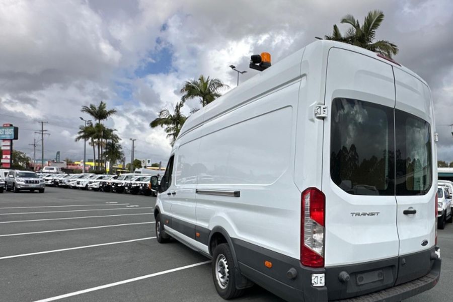 2017 Ford Transit 350E VO Manual Photo 44