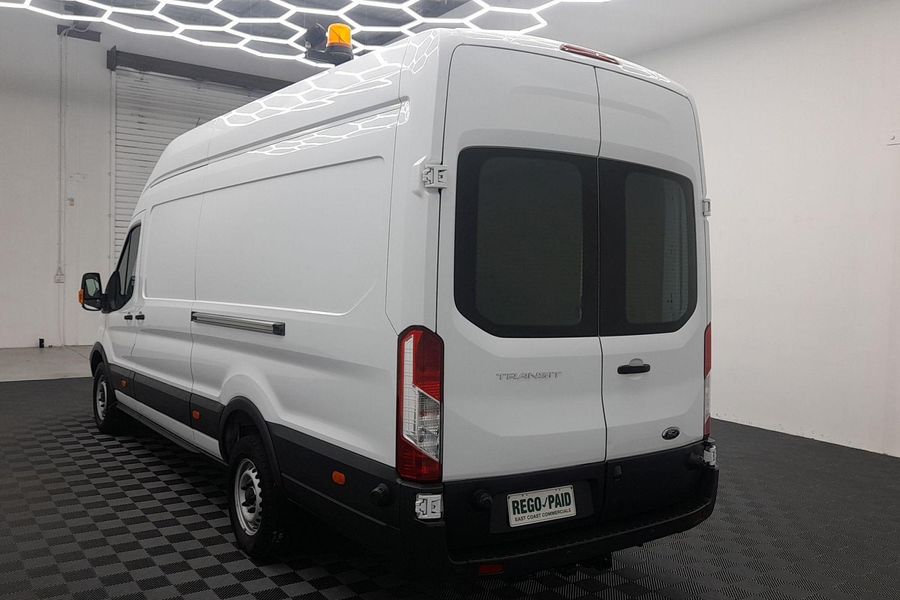 2017 Ford Transit 350E VO Manual Photo 9