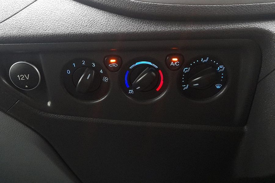 2017 Ford Transit 350E VO Manual Photo 29