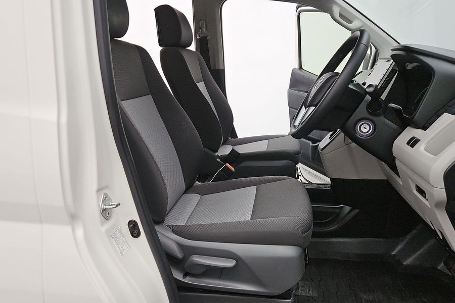 2020 Toyota Hiace Commuter Super LWB Auto Photo 15