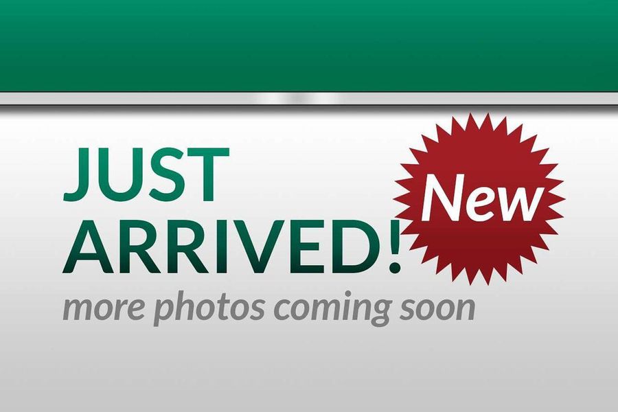 2021 Toyota Hilux SR Auto 4x4 Double Cab Photo 2